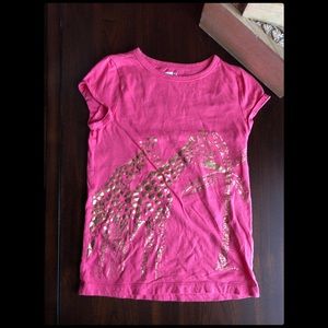 🛍3/$12🛍 Girls Gold Giraffe Print Tee